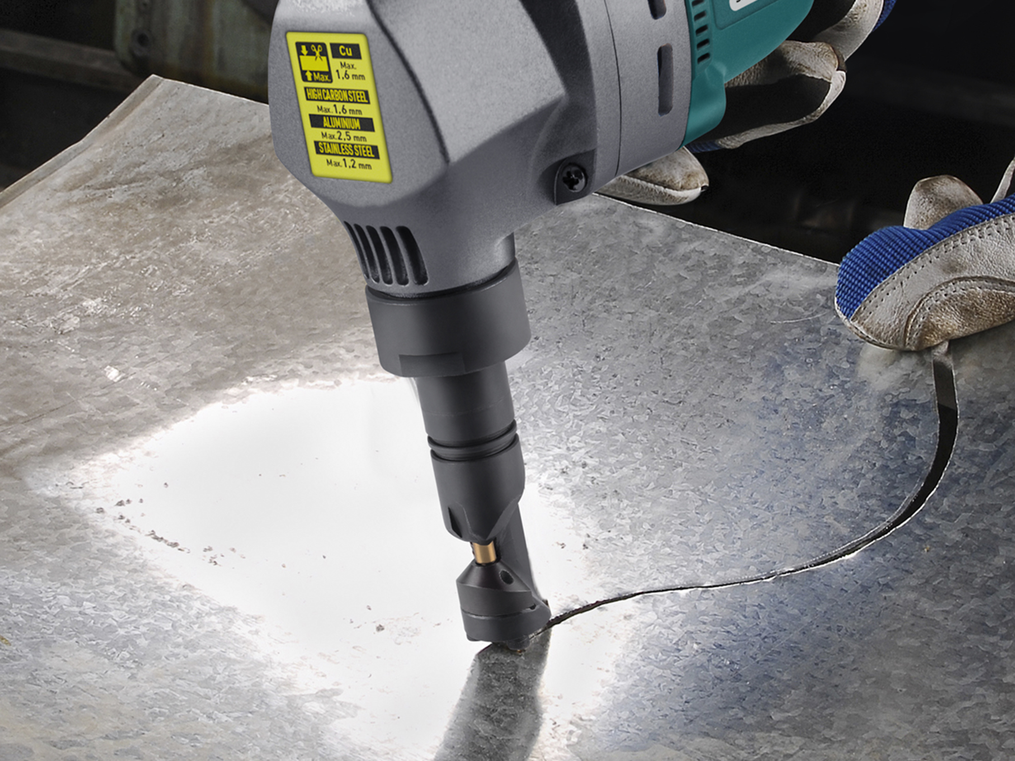 CORTADORA DE LAMINA 20V EXTOL INDUSTRIAL SIN CARBONES, SIN BATERIA, SIN CARGADOR - Imagen 4