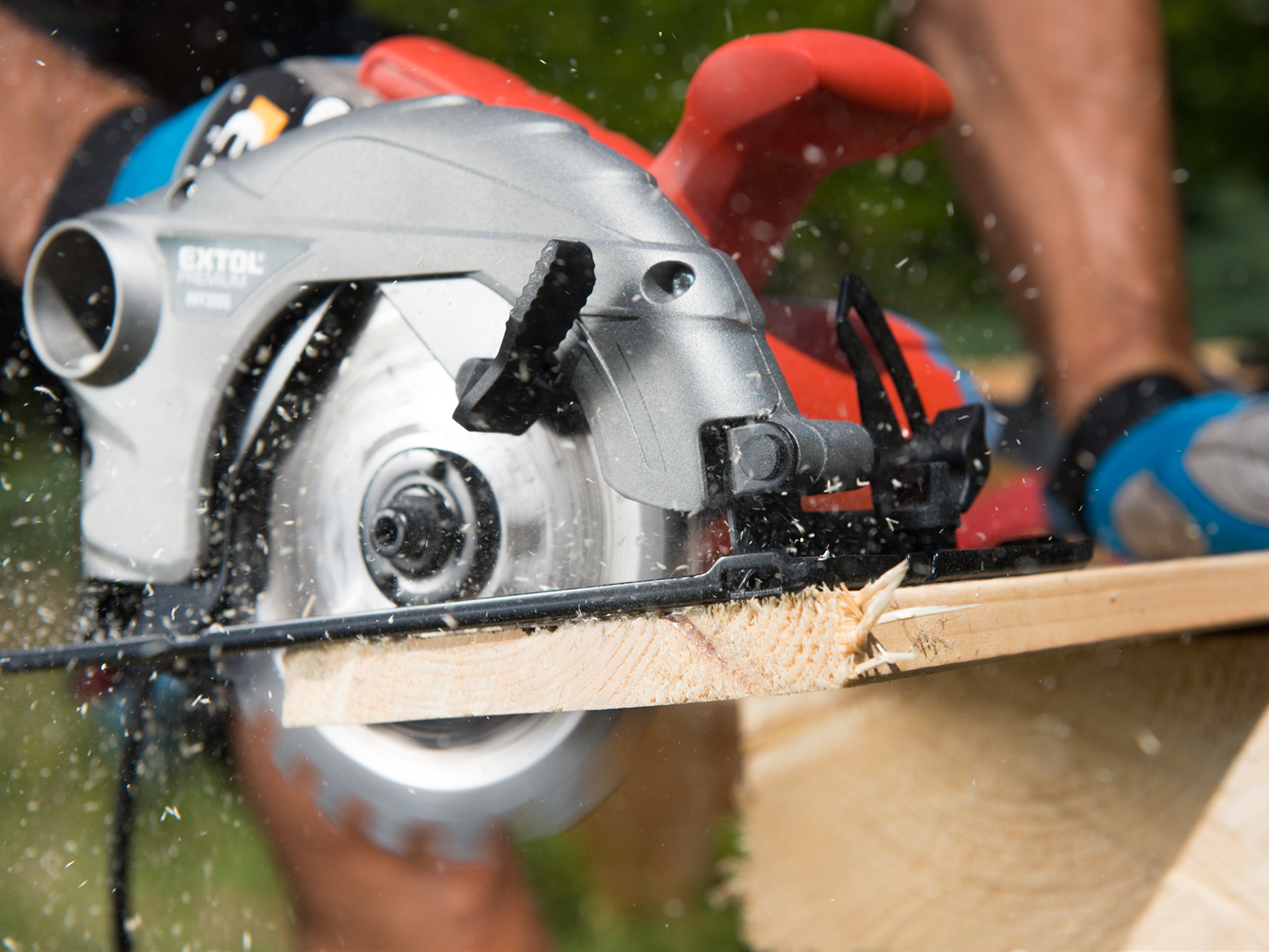 SIERRA CIRCULAR 1400W, 7-1/4" - Imagen 4